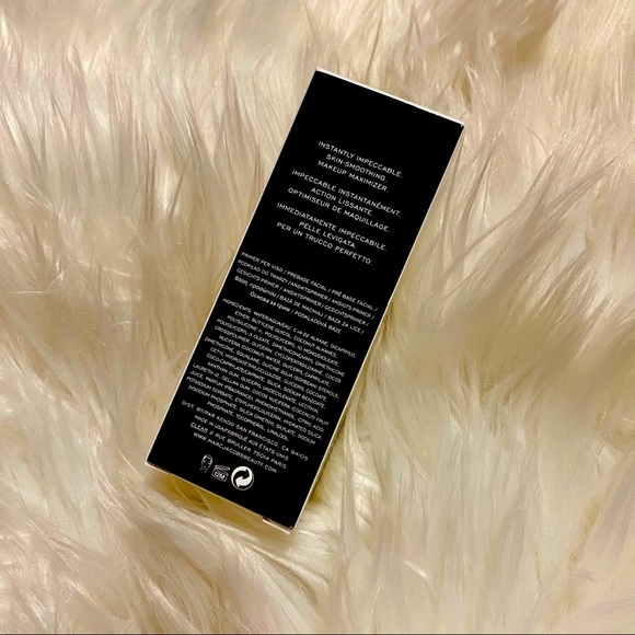 Marc Jacobs perfecting coconut face primer 🥥 - Picture 2 of 3